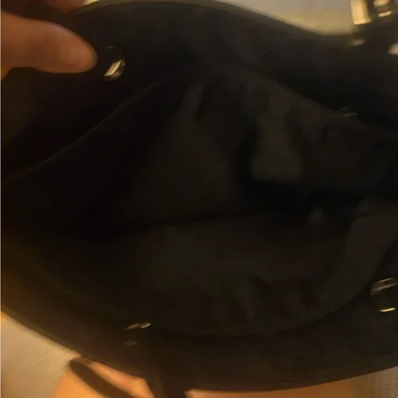 Michael Kors Black Shoulder Bag. Not New.. only worn about 2 times.. - Picture 6 of 8